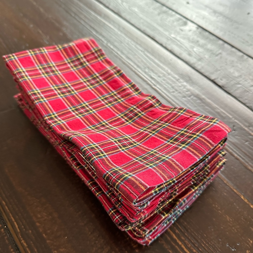 Pottery Barn Red Tartan Plaid Napkins